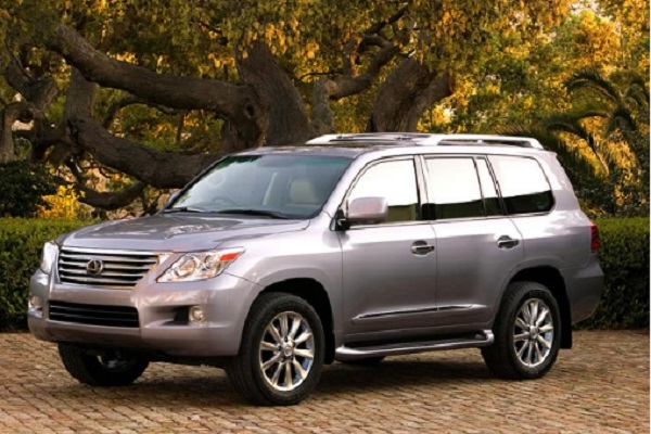 self drive rwanda, rwanda car hire, Kigali car rentals, rwanda car rental, rent a car rwanda, car hire rwanda, Kigali car hire, rwanda 4x4 car hire, 4x4 car rental rwanda, safari car hire, renting a car in rwanda, driving in rwanda, safe to drive in rwanda, self drive trip in rwanda, road trip in rwanda, car rental guide in rwanda, rwanda driving, car self drive rwanda